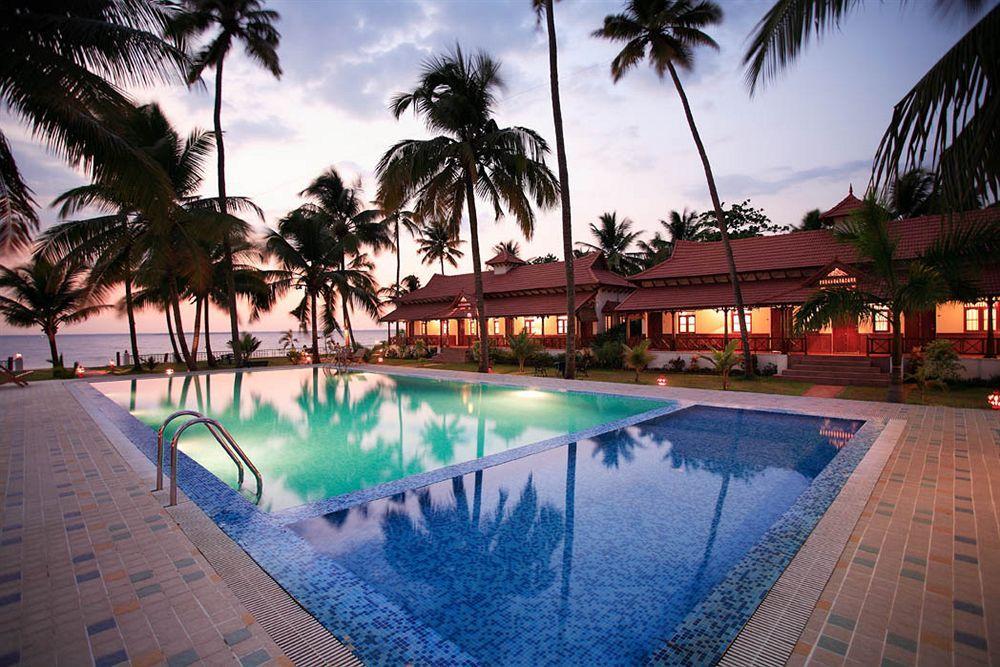 Cocobay Resort Кумараком Съоръжения снимка