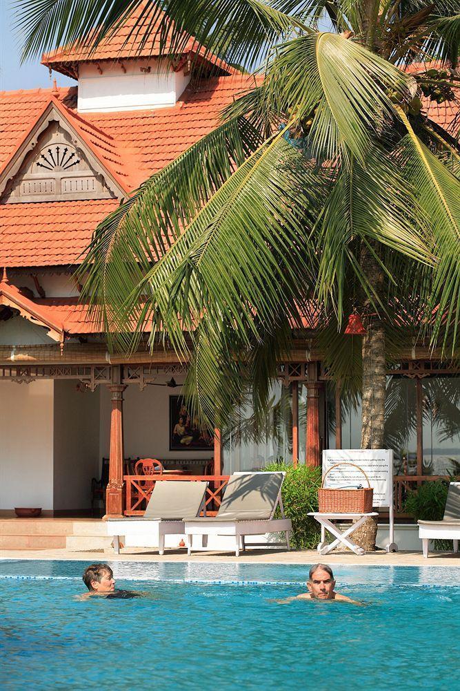 Cocobay Resort Кумараком Съоръжения снимка
